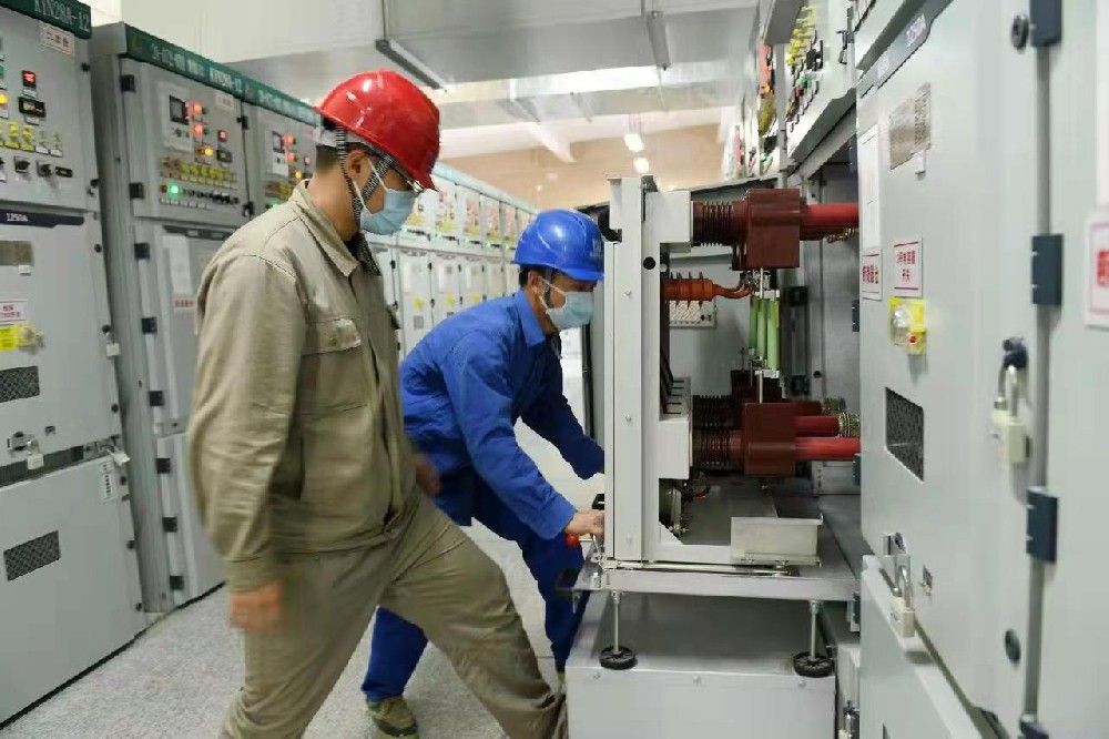 110千伏曹娥變?nèi)栔髯償U建工程采購寧波新寶聚不銹鋼水箱寧波不銹鋼水箱廠家寧波新寶聚供水設(shè)備有限公司